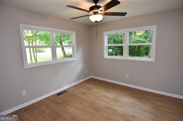 403 Atlanta Street, Barnesville, GA 30204