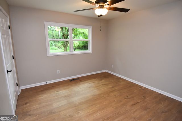 403 Atlanta Street, Barnesville, GA 30204