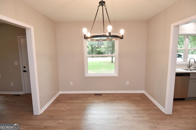 403 Atlanta Street, Barnesville, GA 30204