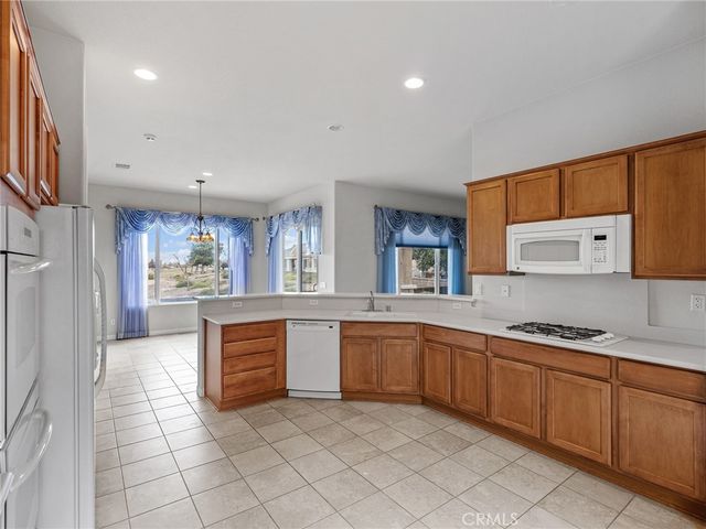 19420 Verbena Street, Apple Valley, CA 92308