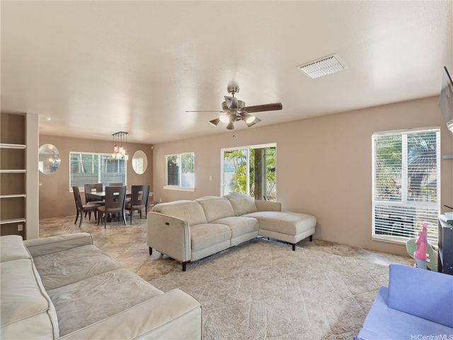 87-2201 Pakeke Street 65, Waianae, HI 96792