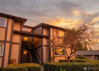 4715 176th Street SW #E12, Lynnwood, WA 98037