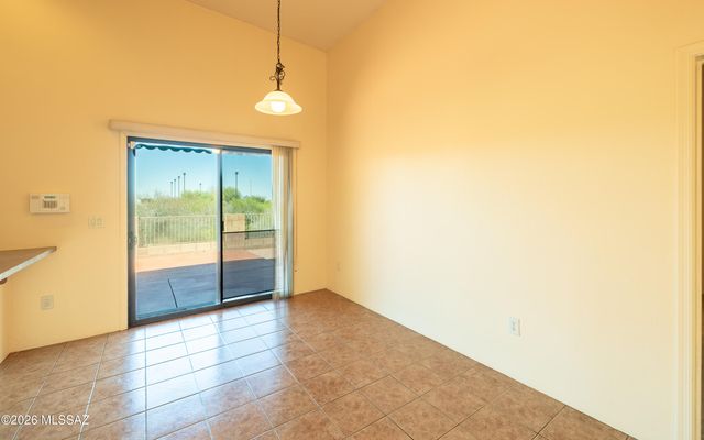 32 S Happy Valley Saddle Drive, Tucson, AZ 85748