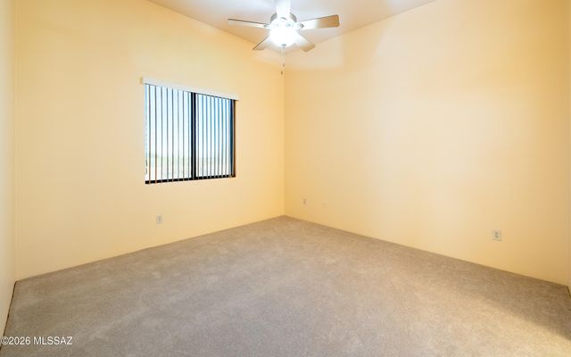 32 S Happy Valley Saddle Drive, Tucson, AZ 85748