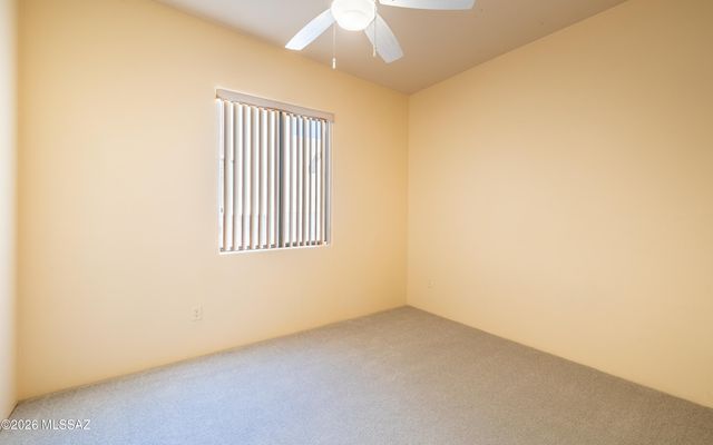 32 S Happy Valley Saddle Drive, Tucson, AZ 85748