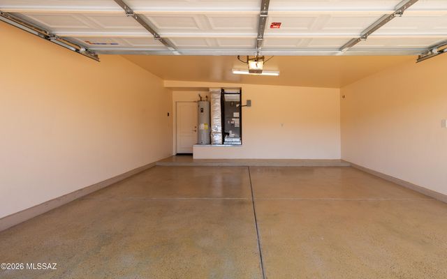 32 S Happy Valley Saddle Drive, Tucson, AZ 85748