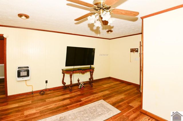 740 Tyree Rd, Paducah, KY 42003