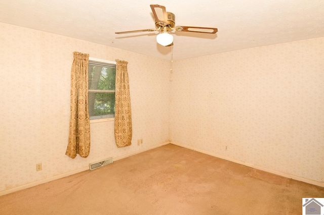 740 Tyree Rd, Paducah, KY 42003