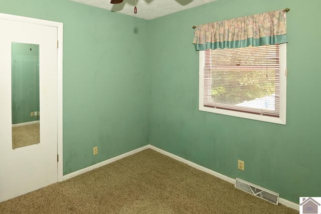 740 Tyree Rd, Paducah, KY 42003