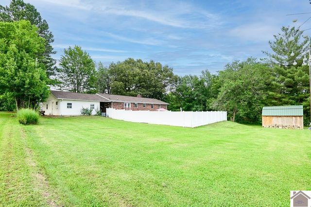 740 Tyree Rd, Paducah, KY 42003