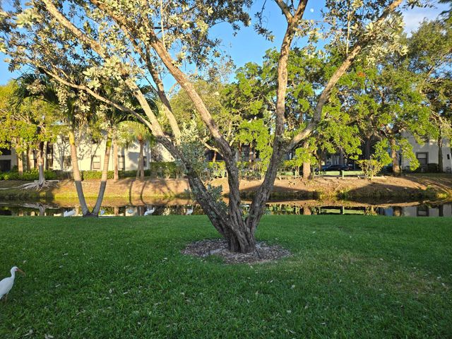 1320 NW 82nd Avenue, Plantation, FL 33322