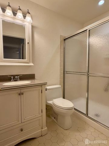 169 Devon Court, Old Bridge, NJ 08857