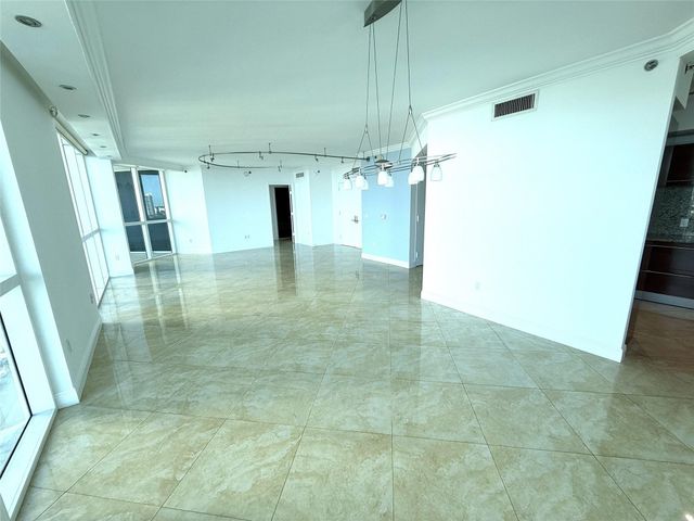 101 S Fort Lauderdale Beach Boulevard 906, Fort Lauderdale, FL 33316