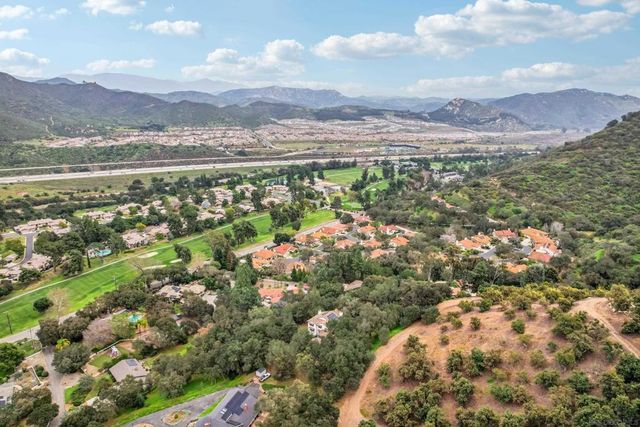 1871 Tecalote Drive, Fallbrook, CA 92028