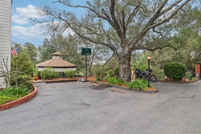 1871 Tecalote Drive, Fallbrook, CA 92028