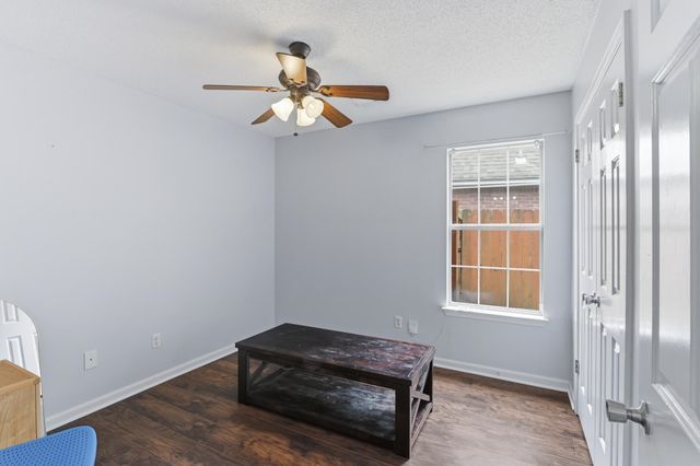 7893 BENTWOOD CIR, Memphis, TN 38018