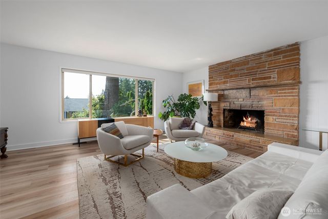 5959 Sundown Lane, Freeland, WA 98249