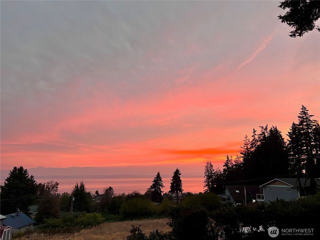 5959 Sundown Lane, Freeland, WA 98249
