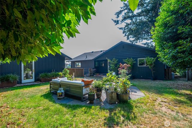 5959 Sundown Lane, Freeland, WA 98249