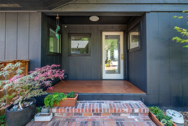 5959 Sundown Lane, Freeland, WA 98249