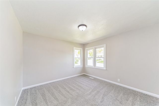 408 E Benton Street, Winterset, IA 50273