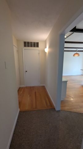 10 Sherwood Ave, Foxboro, MA 02035