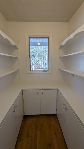 10 Sherwood Ave, Foxboro, MA 02035