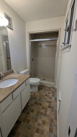 10 Sherwood Ave, Foxboro, MA 02035