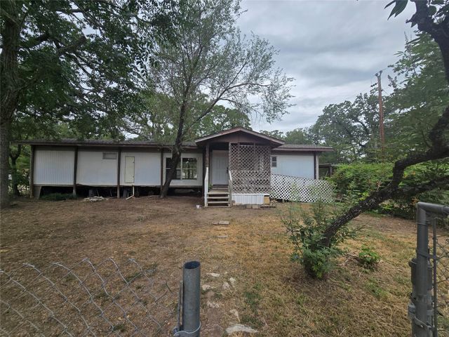 124 Blue Flame RD, Cedar Creek, TX 78612
