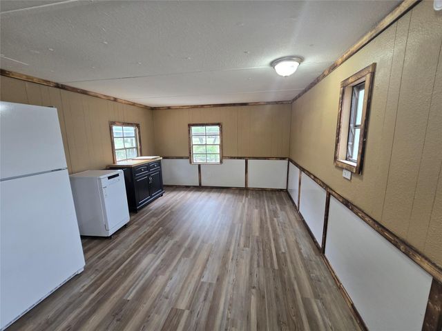 124 Blue Flame RD, Cedar Creek, TX 78612