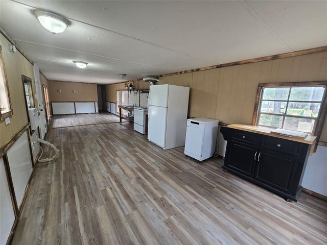 124 Blue Flame RD, Cedar Creek, TX 78612
