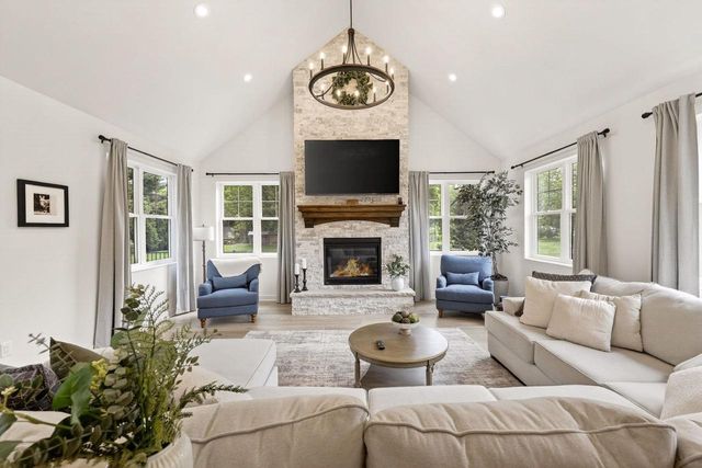 5308 Midmoor Road, Monona, WI 53716