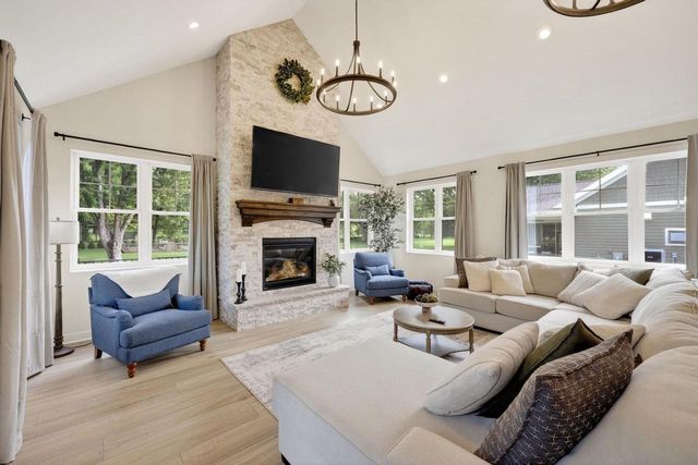 5308 Midmoor Road, Monona, WI 53716