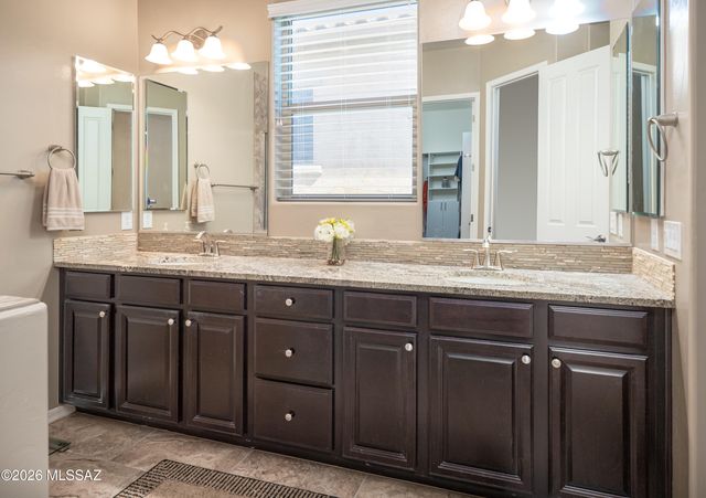 6543 W Whispering Windmill Lane, Marana, AZ 85658