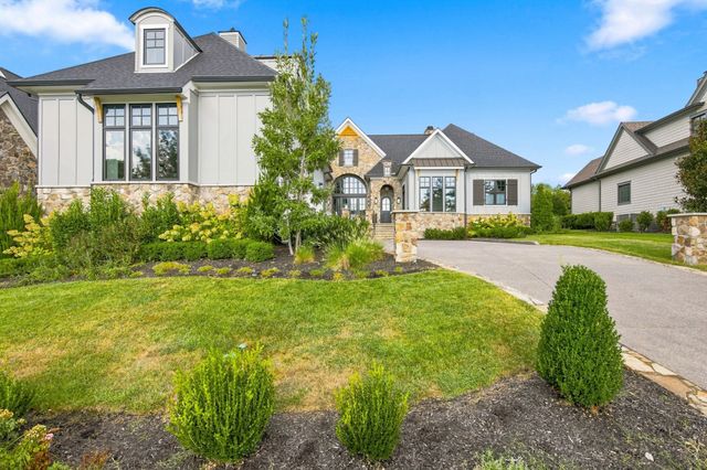 6062 Pelican Way, College Grove, TN 37046