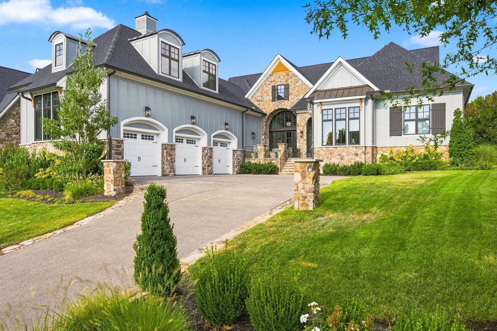 6062 Pelican Way, College Grove, TN 37046