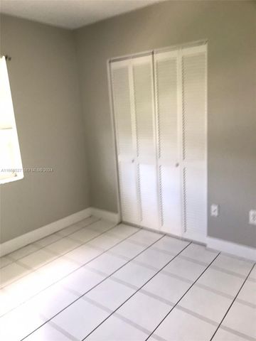 459 NE 210th Cir Terrace 201-17, Miami, FL 33179