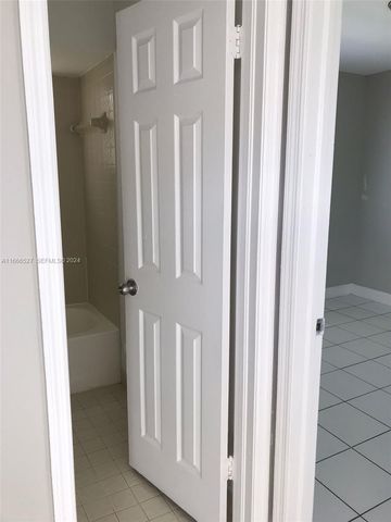 459 NE 210th Cir Terrace 201-17, Miami, FL 33179
