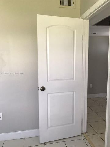 459 NE 210th Cir Terrace 201-17, Miami, FL 33179