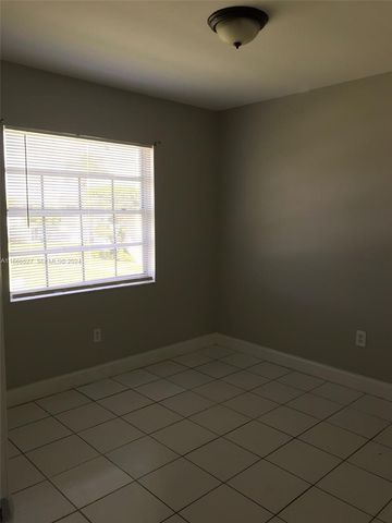 459 NE 210th Cir Terrace 201-17, Miami, FL 33179