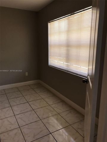459 NE 210th Cir Terrace 201-17, Miami, FL 33179