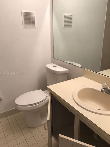 459 NE 210th Cir Terrace 201-17, Miami, FL 33179