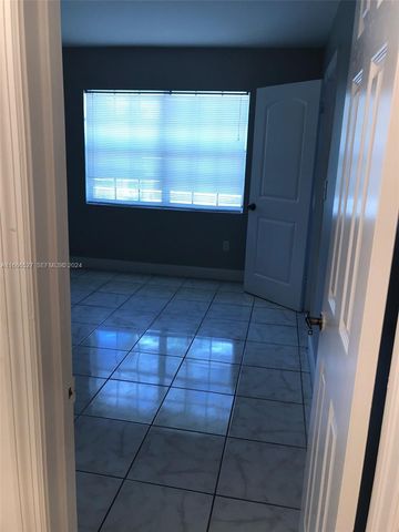459 NE 210th Cir Terrace 201-17, Miami, FL 33179
