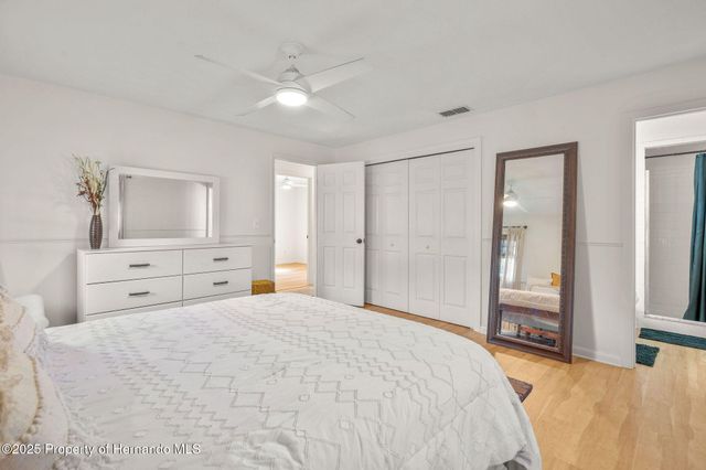 37321 Hickory Hill Lane, Dade City, FL 33525