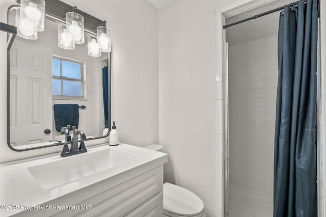 37321 Hickory Hill Lane, Dade City, FL 33525