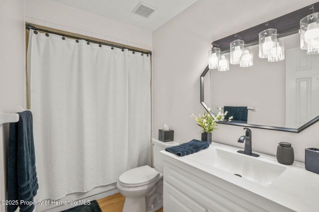 37321 Hickory Hill Lane, Dade City, FL 33525