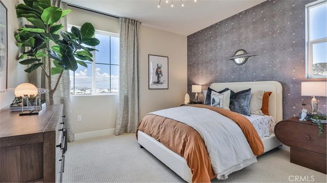 27330 Black Walnut Place, Valencia, CA 91381