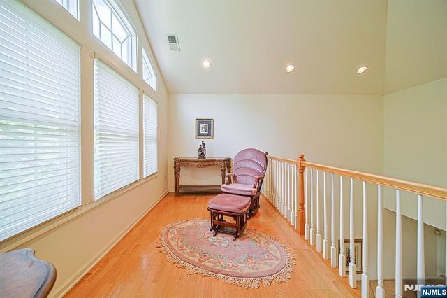 604 Turlington Court 234, Livingston, NJ 07039