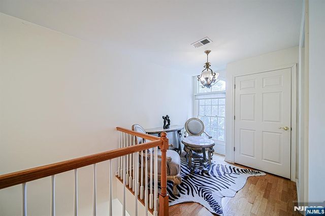 604 Turlington Court 234, Livingston, NJ 07039