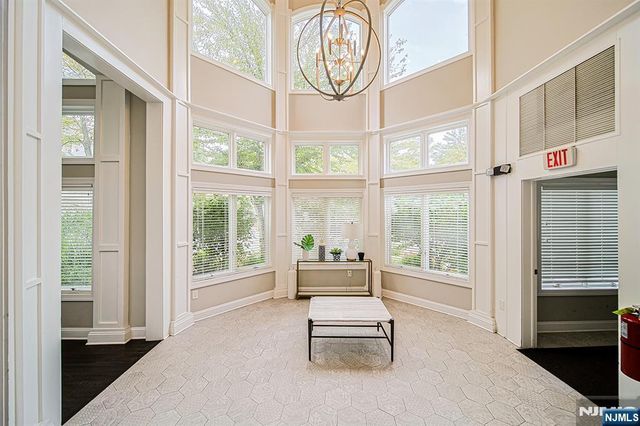 604 Turlington Court 234, Livingston, NJ 07039